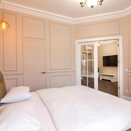 Apartment 39 Svobody Avenue Lviv Eksteriør billede