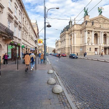Apartment 39 Svobody Avenue Lviv Eksteriør billede